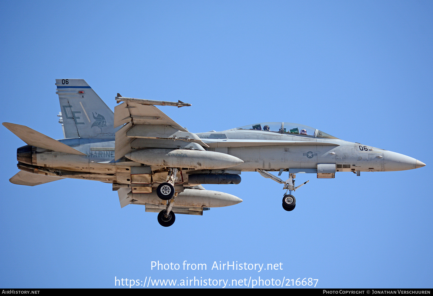 Aircraft Photo of 165532 | McDonnell Douglas F/A-18D Hornet | USA - Marines | AirHistory.net #216687