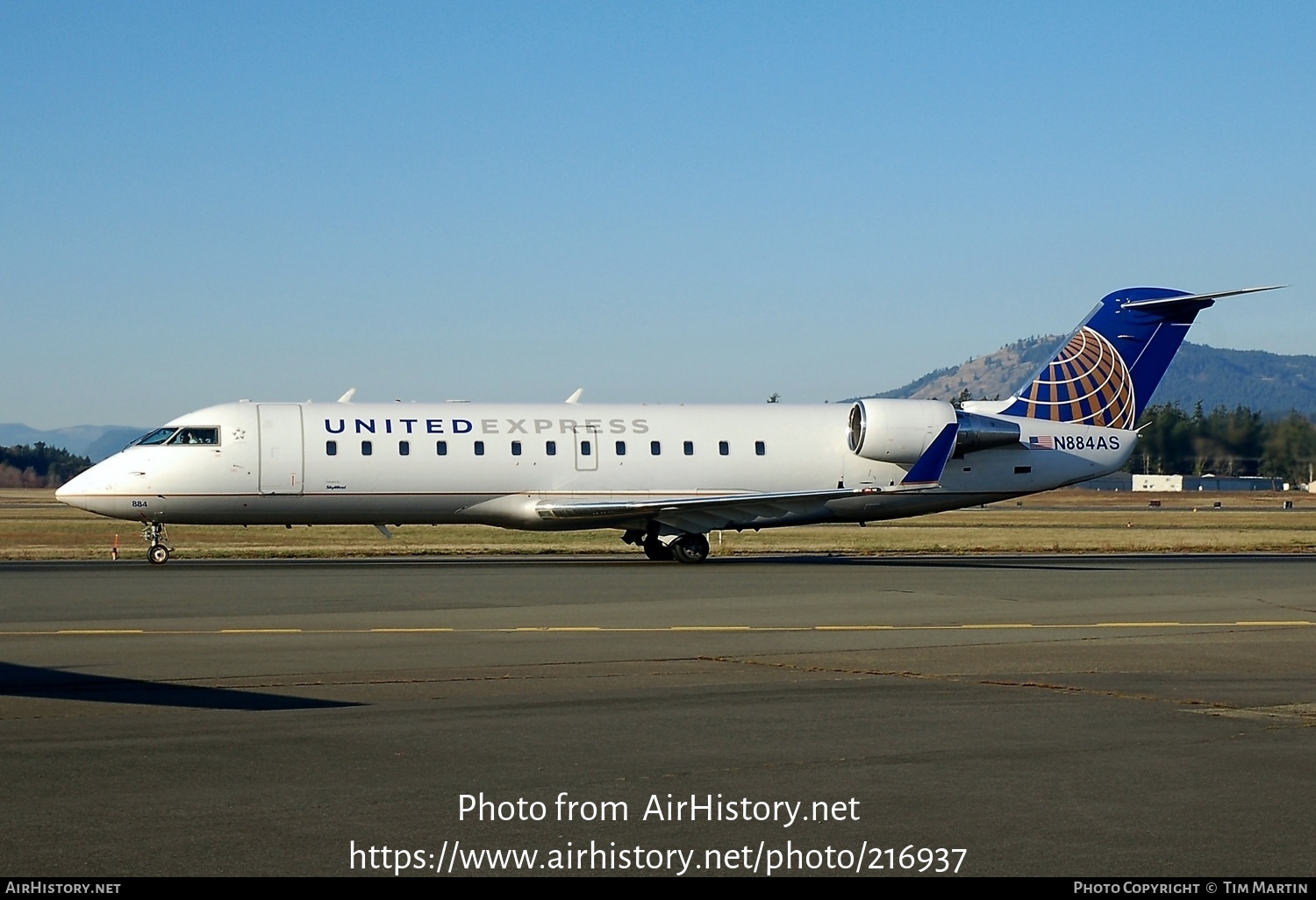 Aircraft Photo of N884AS | Bombardier CRJ-200ER (CL-600-2B19) | United Express | AirHistory.net #216937