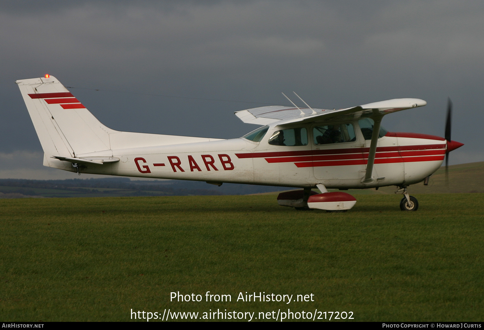 Aircraft Photo of G-RARB | Cessna 172N Skyhawk | AirHistory.net #217202