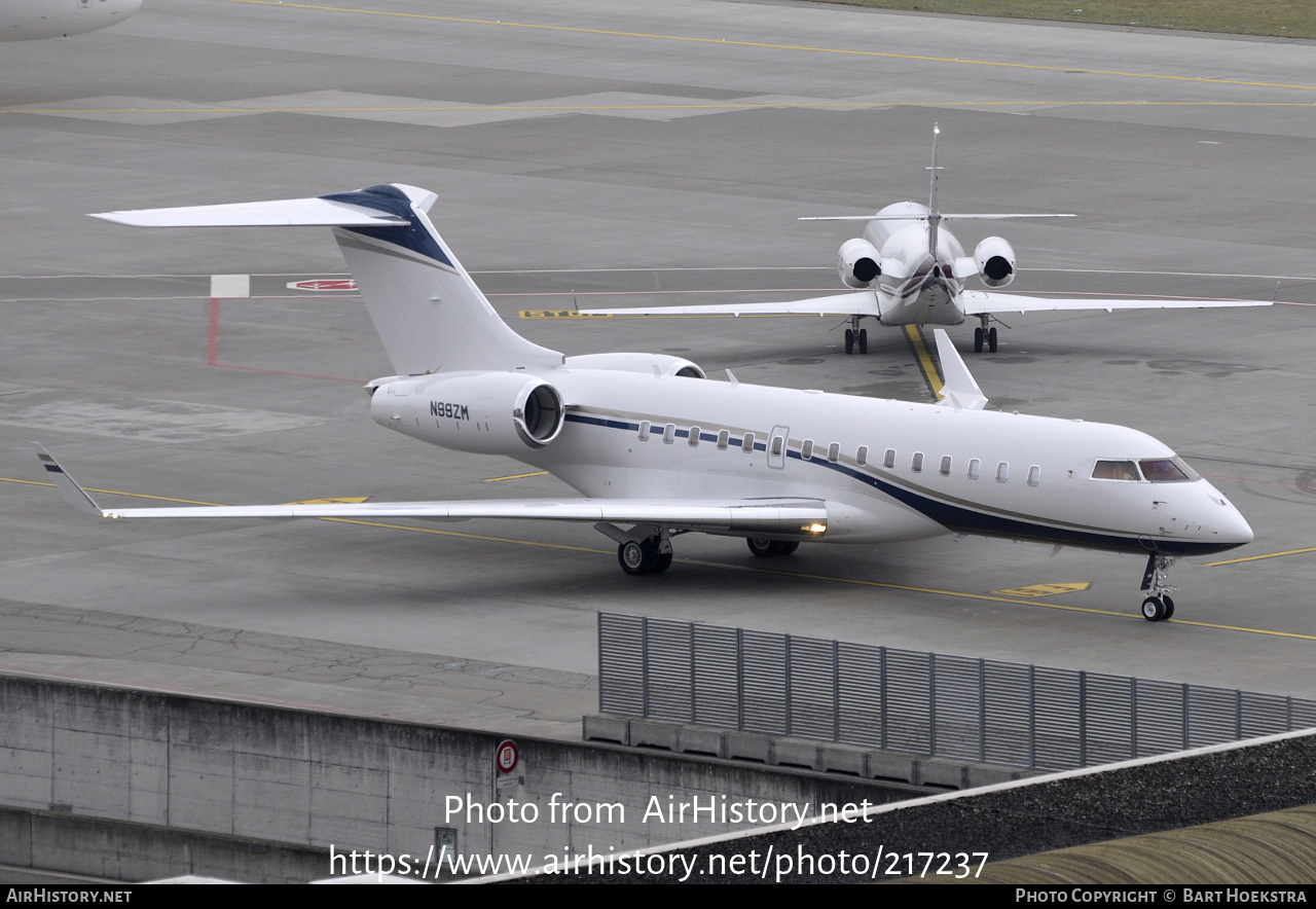 Aircraft Photo of N99ZM | Bombardier Global 6000 (BD-700-1A10) | AirHistory.net #217237