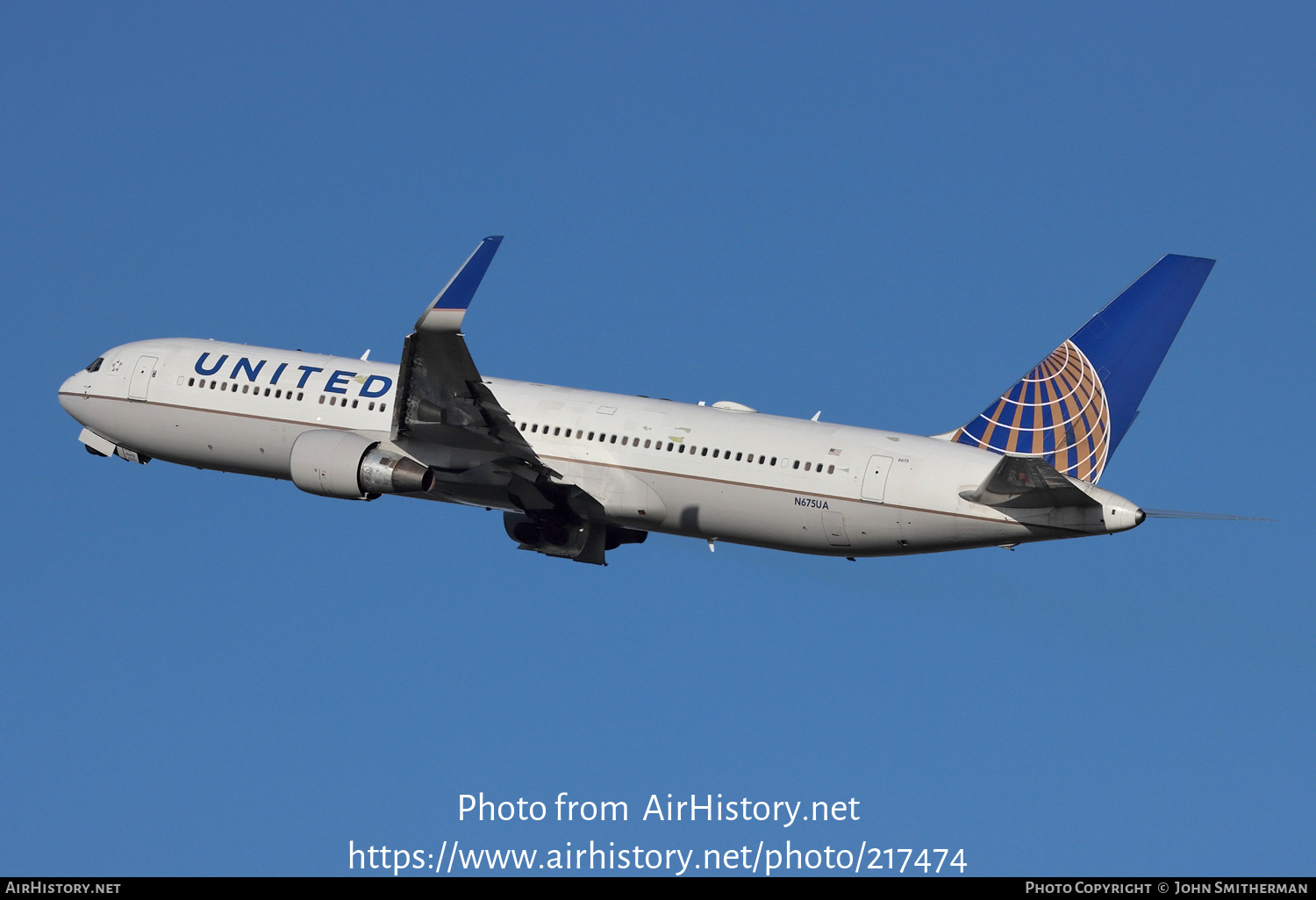 Aircraft Photo of N675UA | Boeing 767-322/ER | United Airlines | AirHistory.net #217474