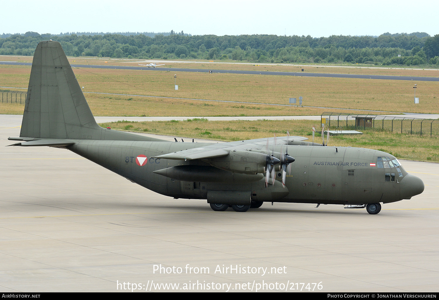 Aircraft Photo of 8T-CC | Lockheed C-130K Hercules (L-382) | Austria - Air Force | AirHistory.net #217476