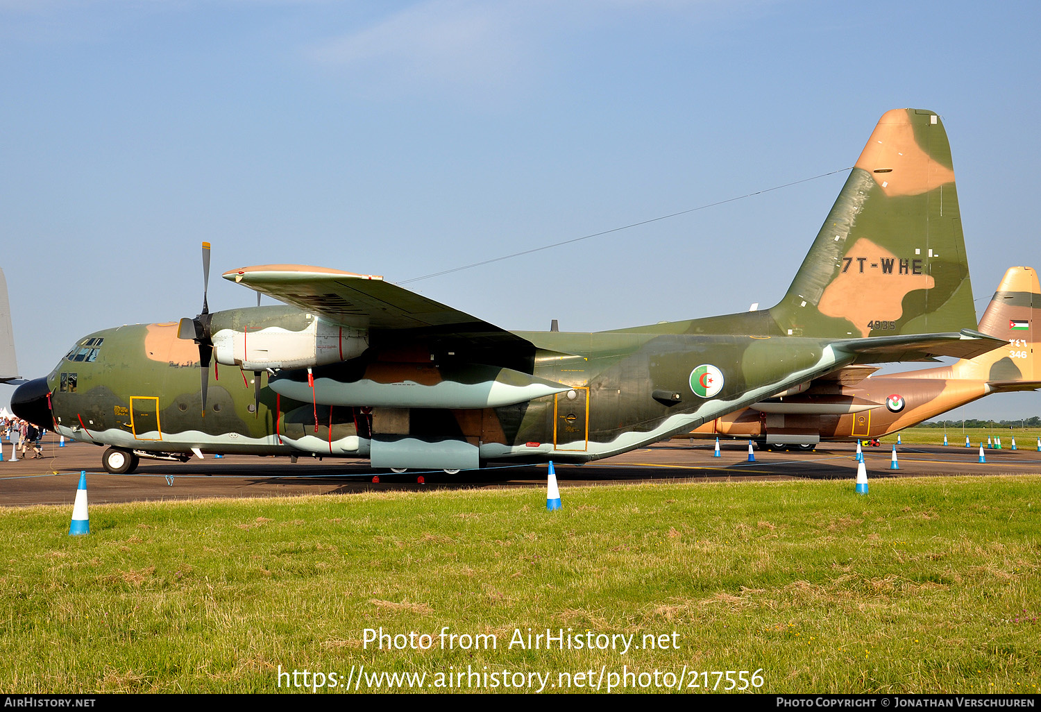 Aircraft Photo of 7T-WHE / 4935 | Lockheed C-130H Hercules | Algeria ...