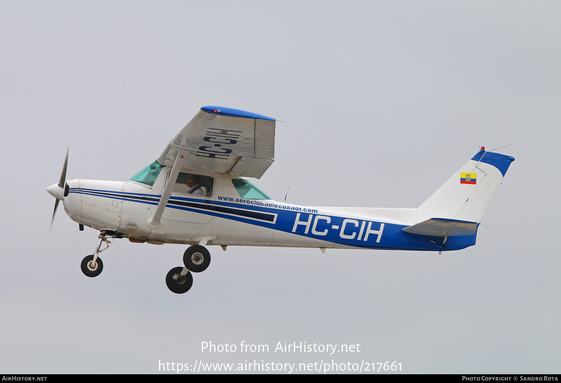 Aircraft Photo of HC-CIH | Cessna 152 | Aeroclub del Ecuador | AirHistory.net #217661