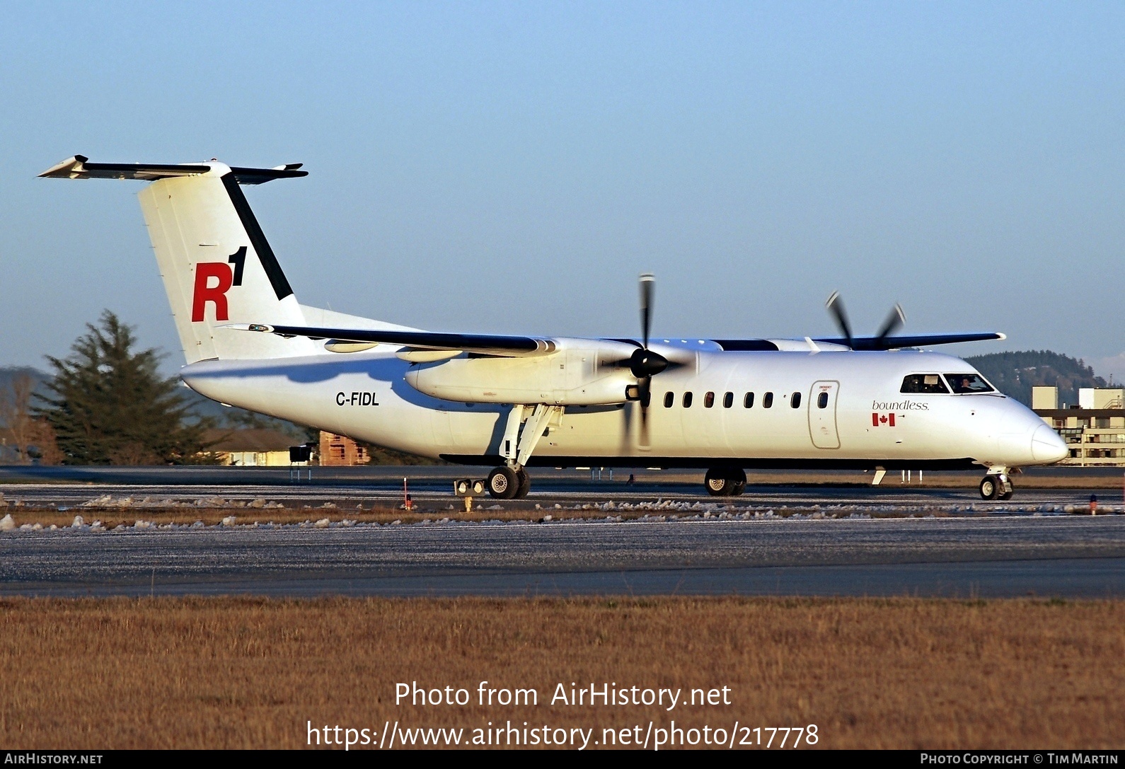 Aircraft Photo of C-FIDL | De Havilland Canada DHC-8-311 Dash 8 | R1 Airlines | AirHistory.net #217778