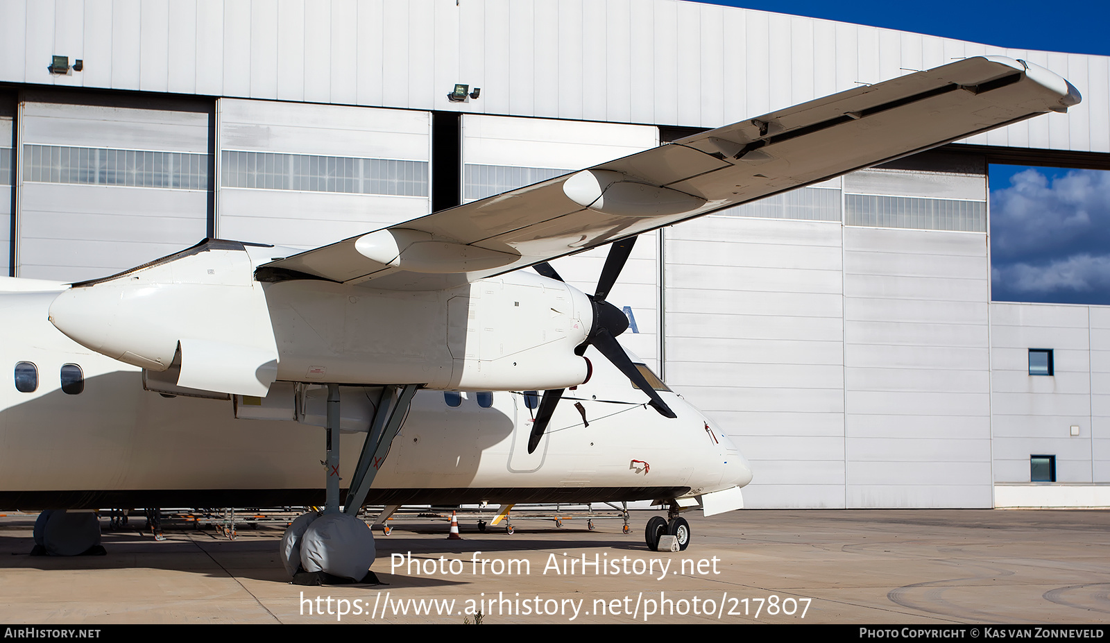 Aircraft Photo of N634AR | De Havilland Canada DHC-8-102 Dash 8 | AirHistory.net #217807