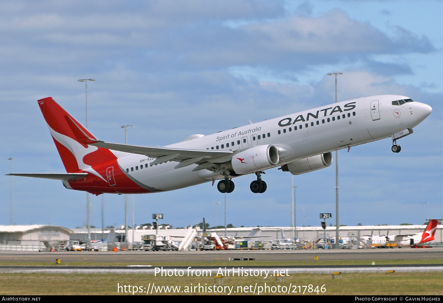 Aircraft Photo of VH-VZD | Boeing 737-838 | Qantas | AirHistory.net #217846