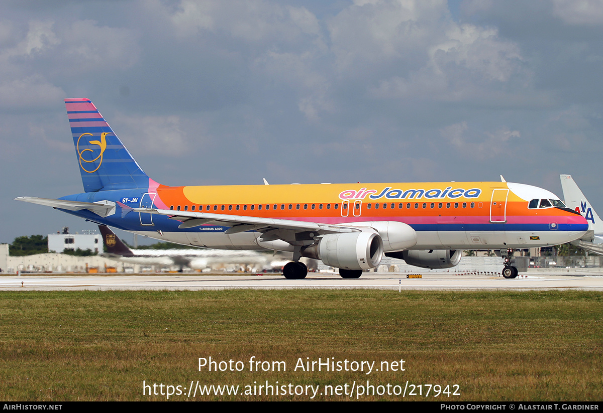 Aircraft Photo of 6Y-JAI | Airbus A320-214 | Air Jamaica | AirHistory.net #217942