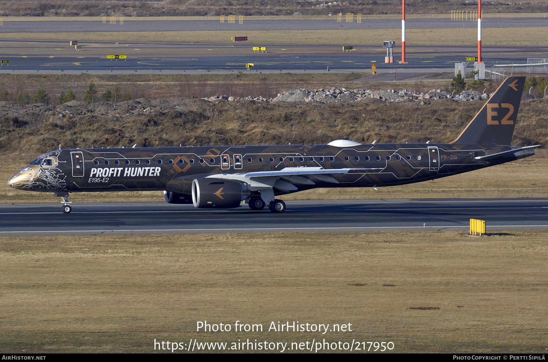 Aircraft Photo of PR-ZIQ | Embraer 195-E2 (ERJ-190-400) | Embraer | AirHistory.net #217950