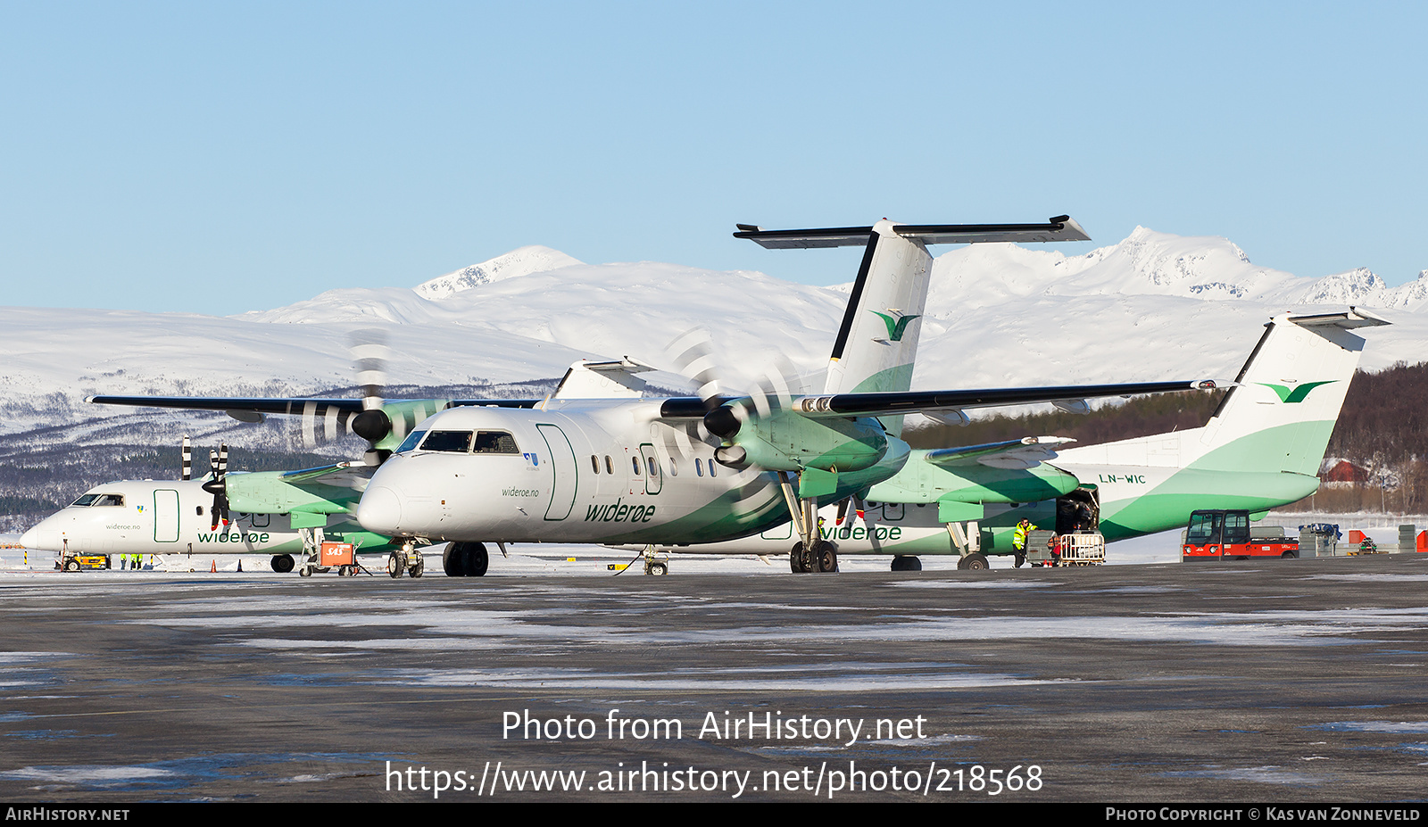 Aircraft Photo of LN-WIN | De Havilland Canada DHC-8-103 Dash 8 | Widerøe | AirHistory.net #218568