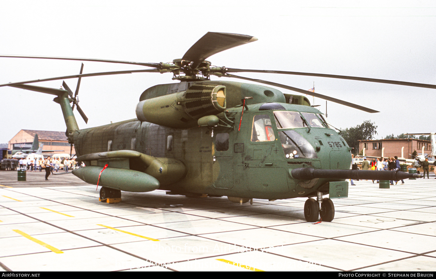 Aircraft Photo of 69-5785 | Sikorsky HH-53C Super Jolly Green Giant ...