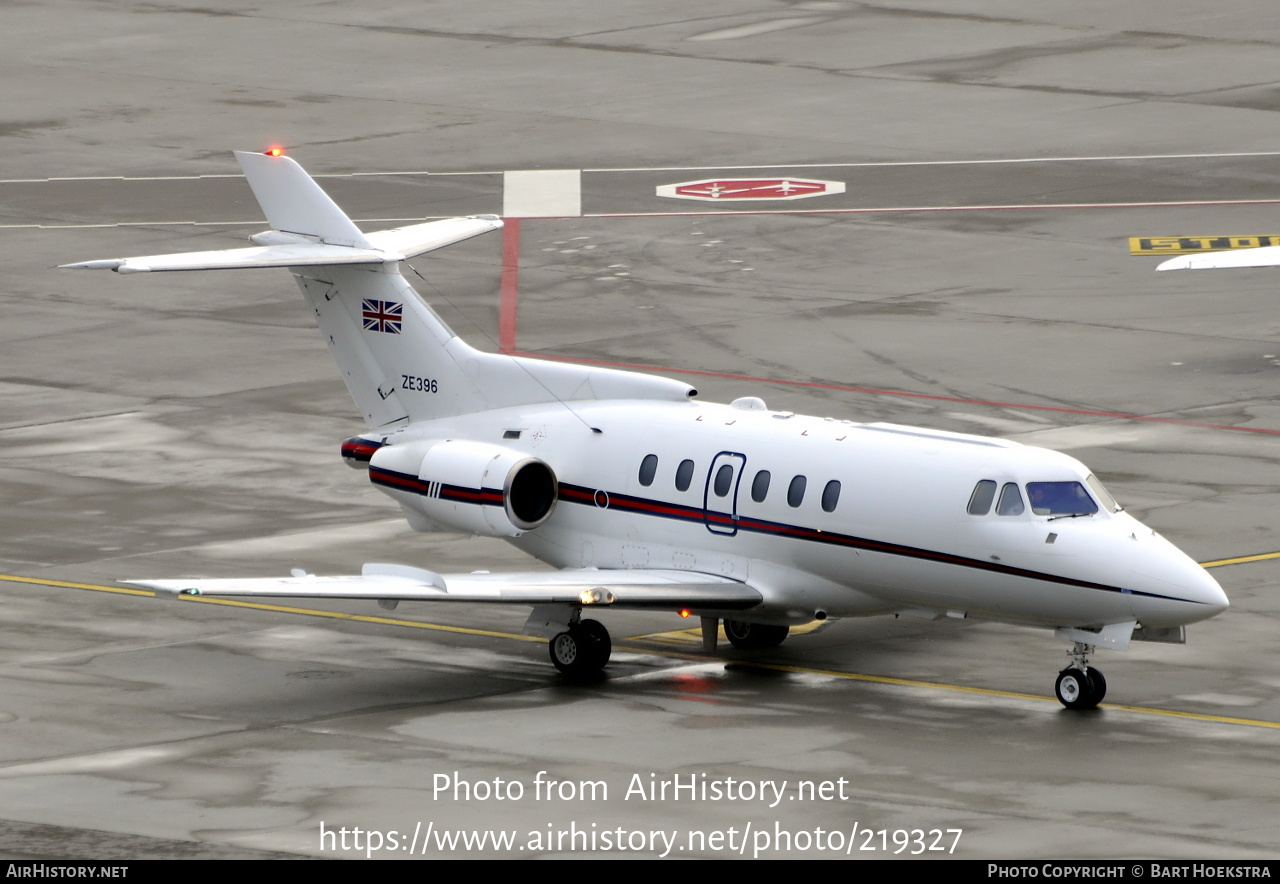 Aircraft Photo of ZE396 | British Aerospace HS-125 CC3 (HS-125-700B) | UK - Air Force | AirHistory.net #219327