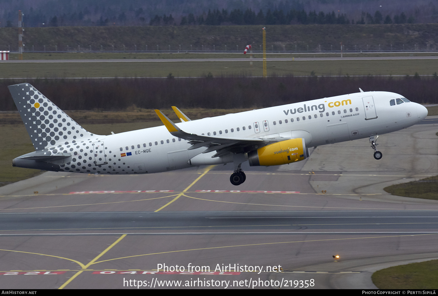 Aircraft Photo of EC-MQE | Airbus A320-232 | Vueling Airlines | AirHistory.net #219358