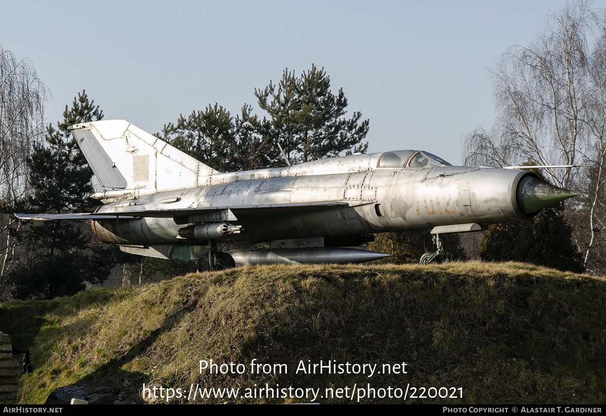 Aircraft Photo of 7012 | Mikoyan-Gurevich MiG-21PFM | Poland - Air Force | AirHistory.net #220021