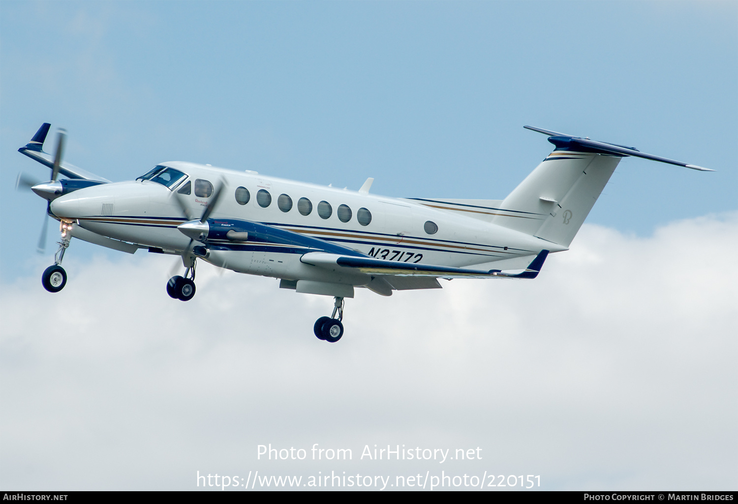 Aircraft Photo of N37172 | Raytheon 350 King Air (B300) | AirHistory.net #220151