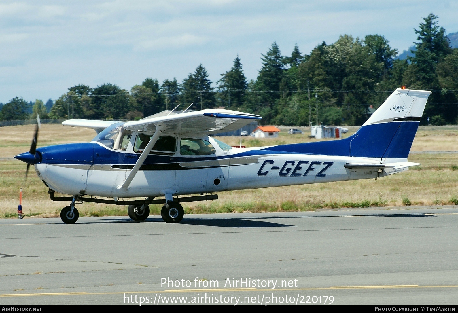 Aircraft Photo of C-GEFZ | Cessna 172M Skyhawk | AirHistory.net #220179