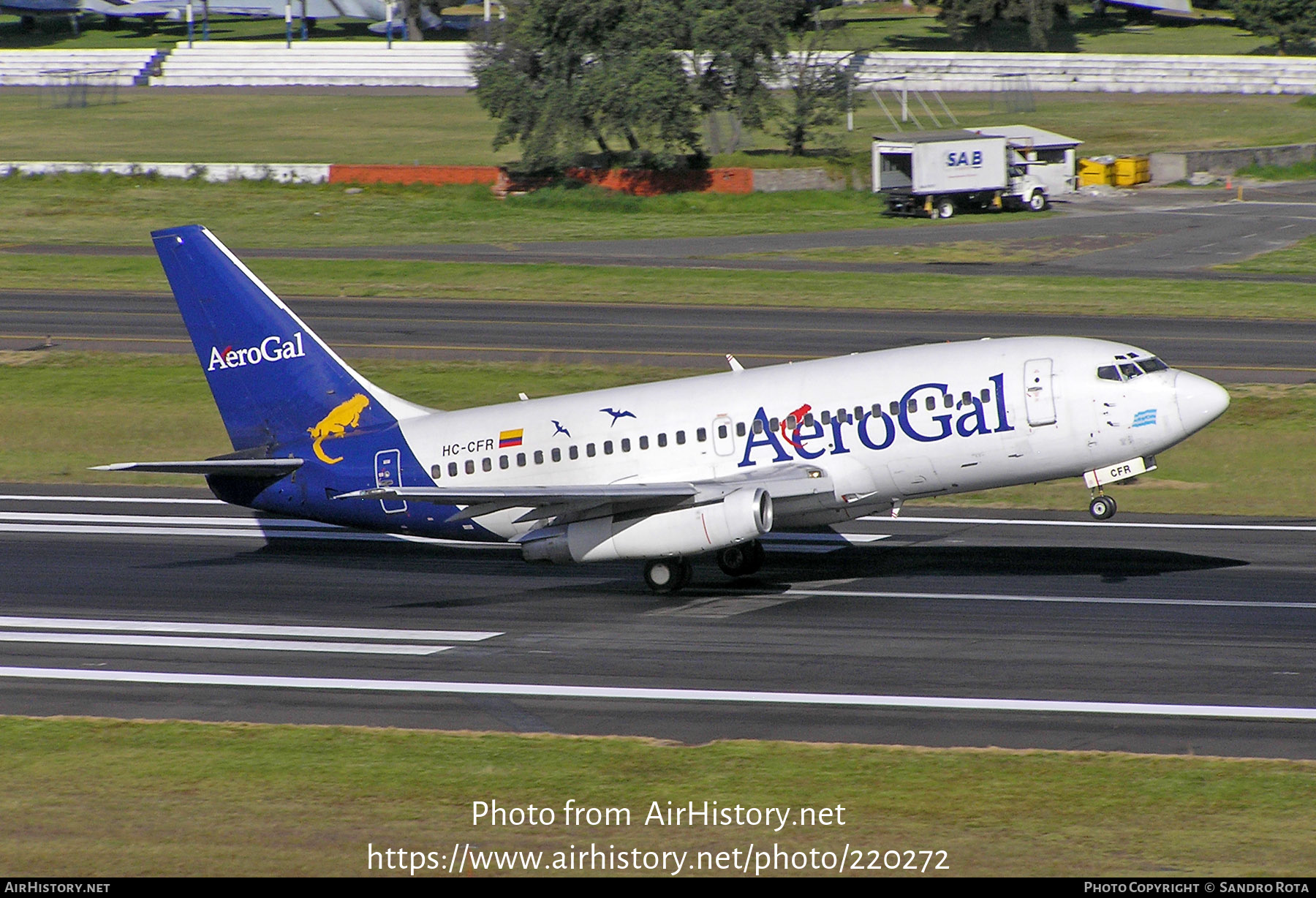 Aircraft Photo of HC-CFR | Boeing 737-244/Adv | AeroGal | AirHistory.net #220272