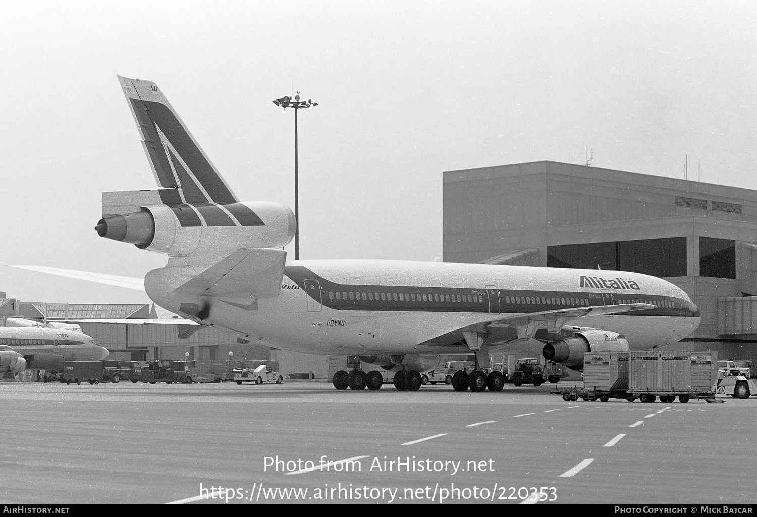 Aircraft Photo of I-DYNU | McDonnell Douglas DC-10-30 | Alitalia