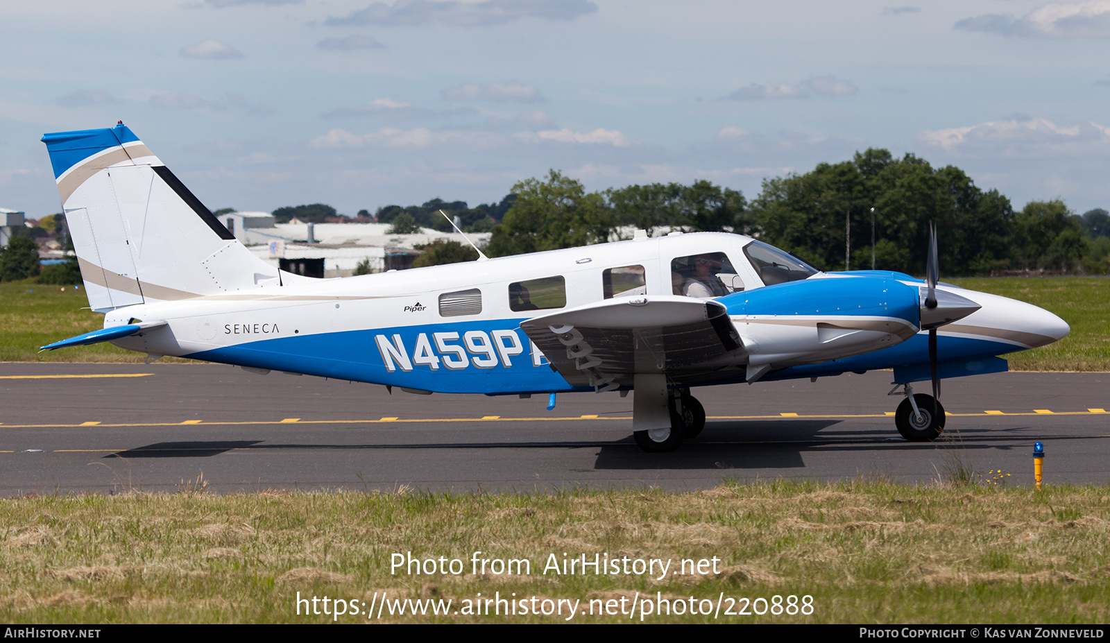 Aircraft Photo of N459PA | Piper PA-34-220T Seneca V | AirHistory.net #220888