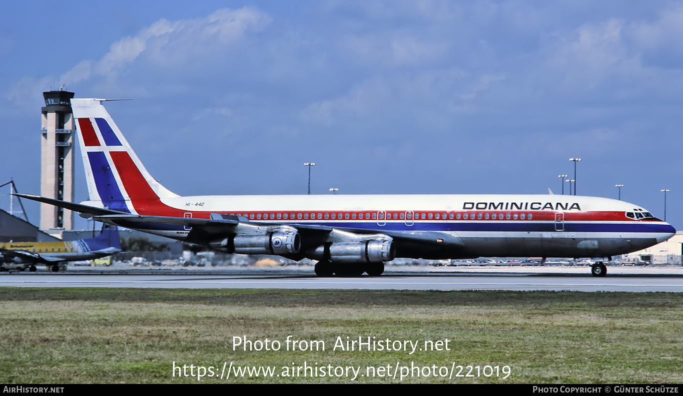 Aircraft Photo of HI-442 | Boeing 707-399C | Dominicana | AirHistory.net #221019