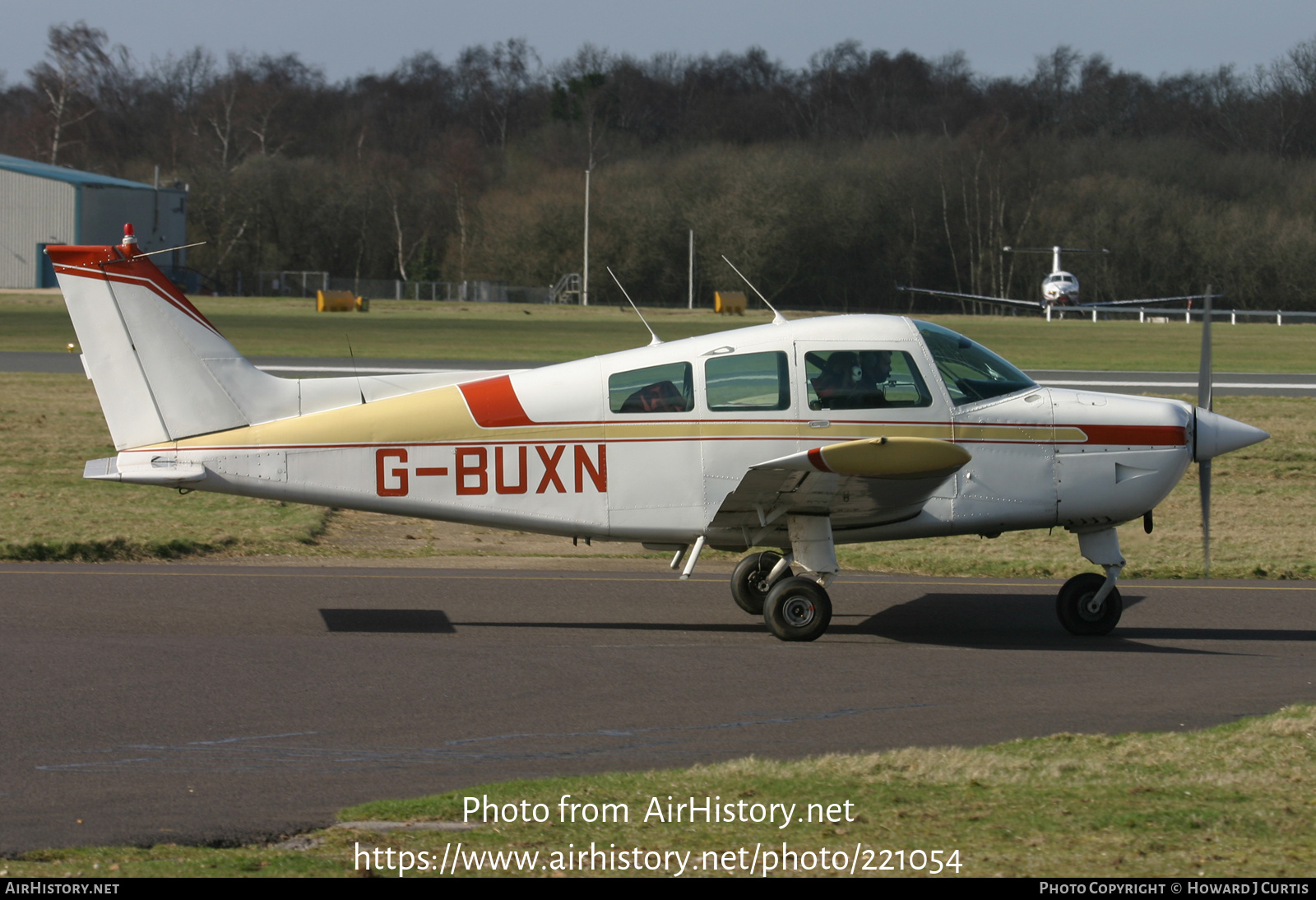 Aircraft Photo of G-BUXN | Beech C23 Sundowner 180 | AirHistory.net #221054