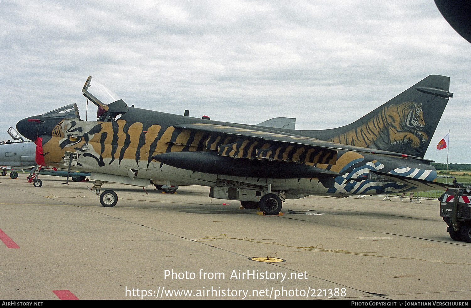 Aircraft Photo of 158825 | LTV A-7E Corsair II | Greece - Air Force | AirHistory.net #221388