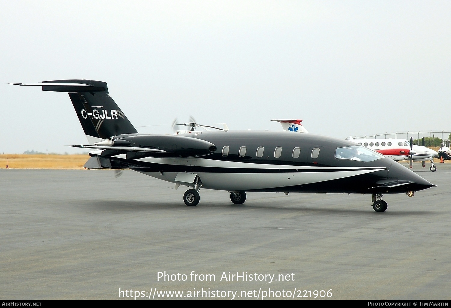 Aircraft Photo of C-GJLR | Piaggio P-180 Avanti | AirHistory.net #221906