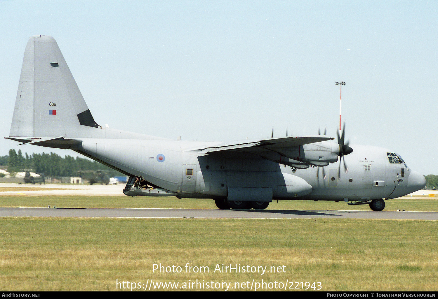 Aircraft Photo of ZH886 | Lockheed Martin C-130J Hercules C5 | UK - Air Force | AirHistory.net #221943