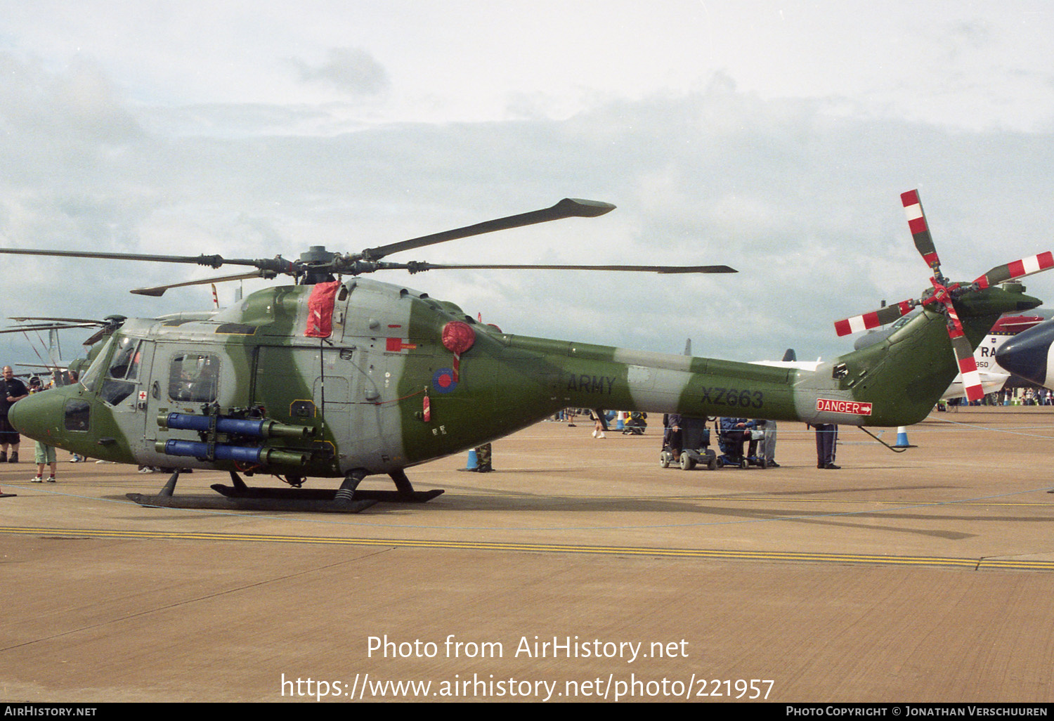 Aircraft Photo of XZ663 | Westland WG-13 Lynx AH7 | UK - Army | AirHistory.net #221957