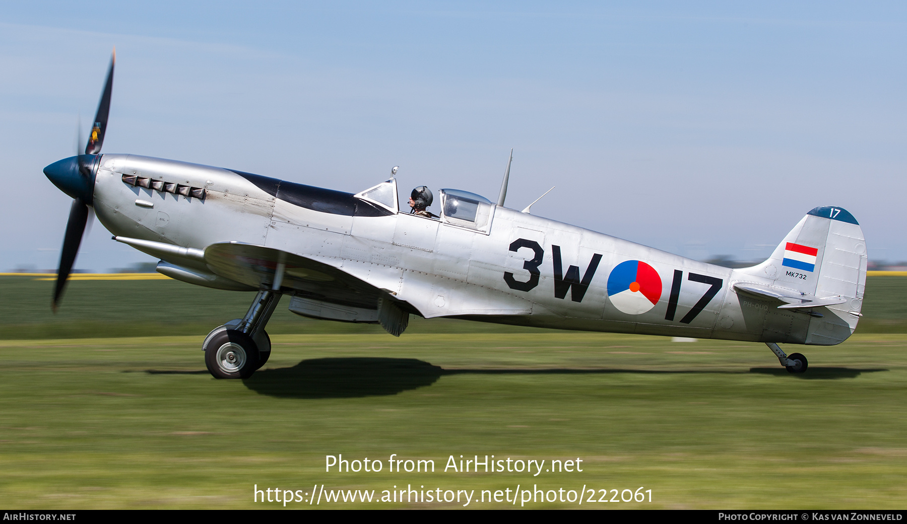 Aircraft Photo of PH-OUQ / MK732 | Supermarine 361 Spitfire LF9C | Netherlands - Air Force | AirHistory.net #222061