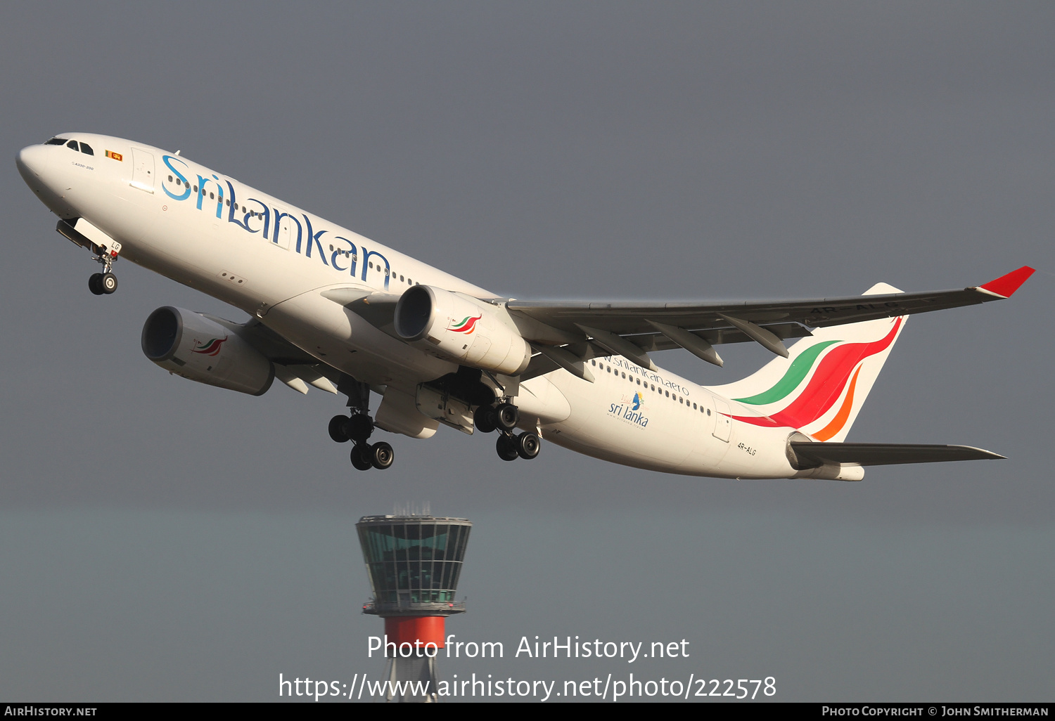 Aircraft Photo of 4R-ALG | Airbus A330-243 | SriLankan Airlines | AirHistory.net #222578