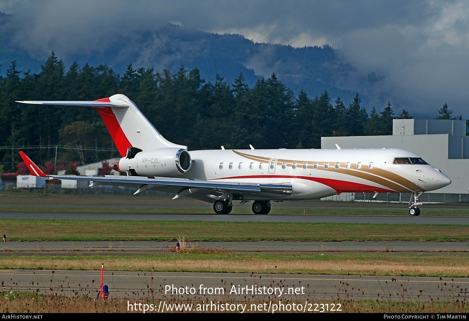 Aircraft Photo of VP-CZL | Bombardier Global 6000 (BD-700-1A10) | AirHistory.net #223122