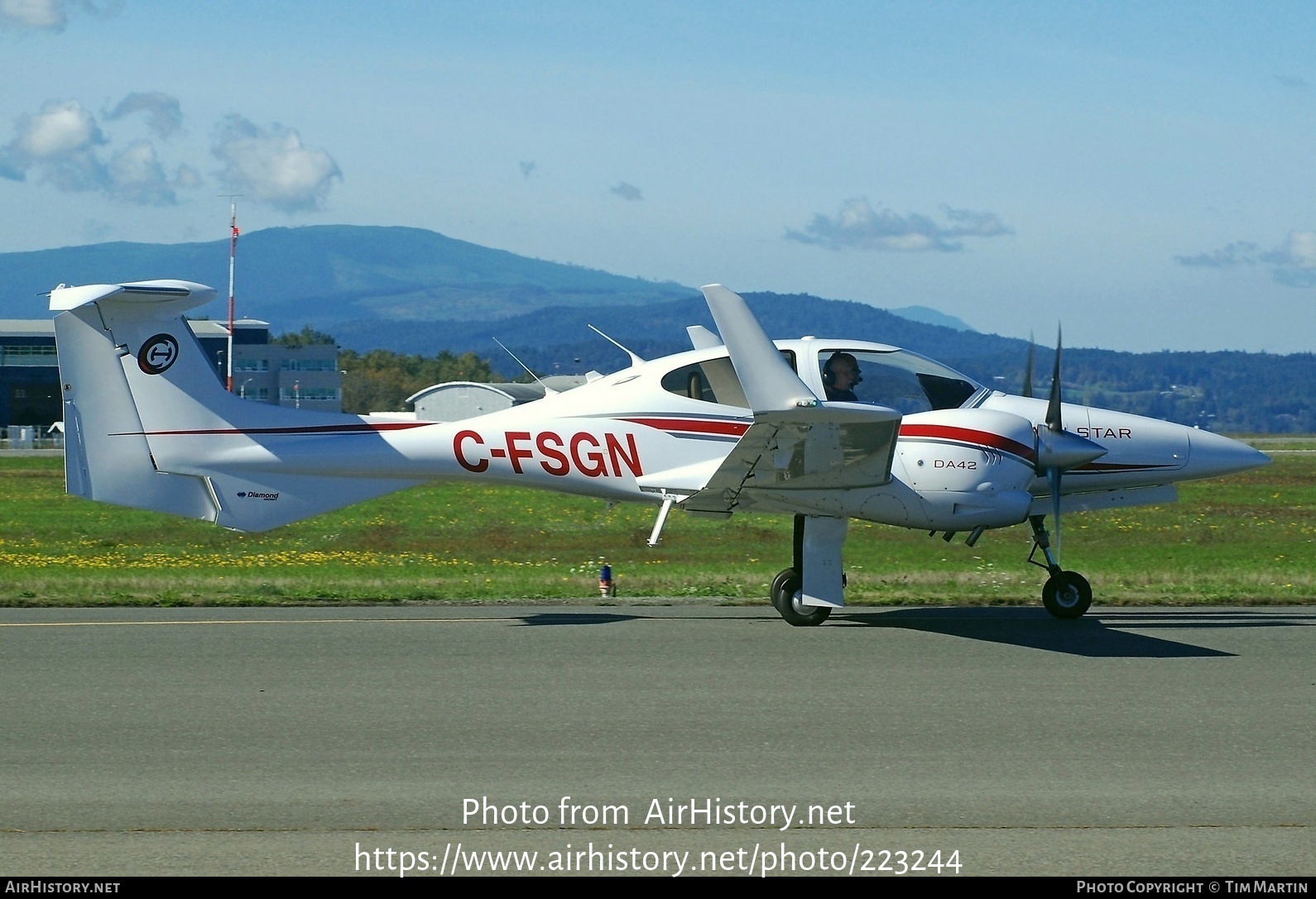 Aircraft Photo of C-FSGN | Diamond DA42 Twin Star | Chinook Helicopters | AirHistory.net #223244