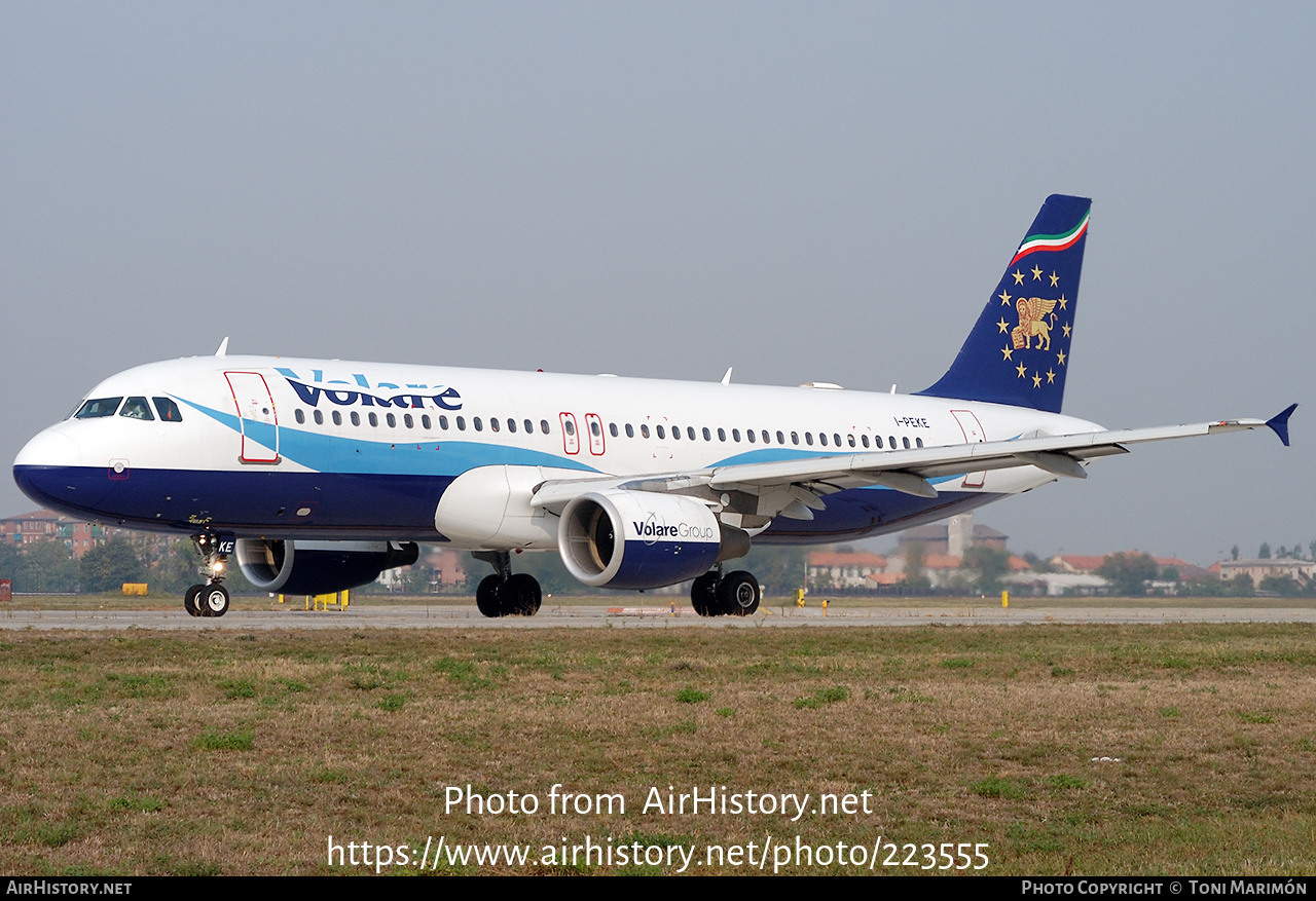 Aircraft Photo of I-PEKE | Airbus A320-214 | Volare Airlines | AirHistory.net #223555