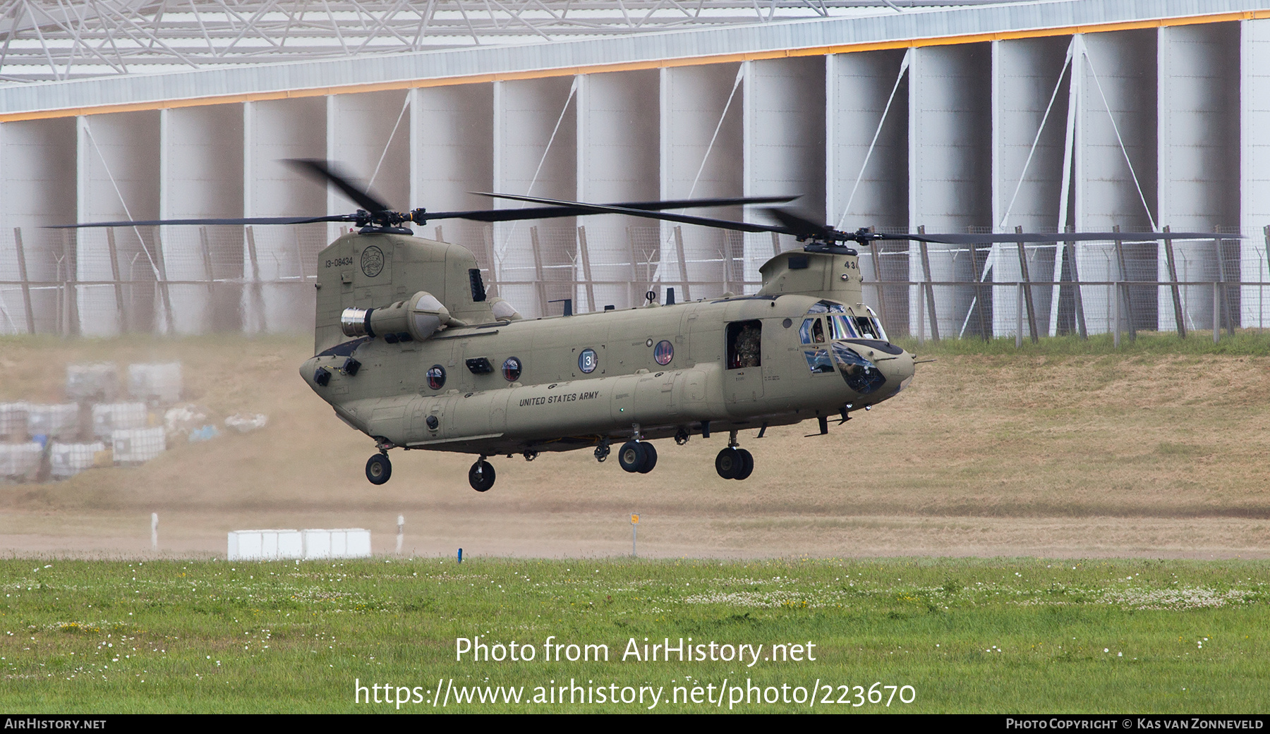 Aircraft Photo of 13-8434 / 13-08434 | Boeing CH-47F Chinook (414) | USA - Army | AirHistory.net #223670