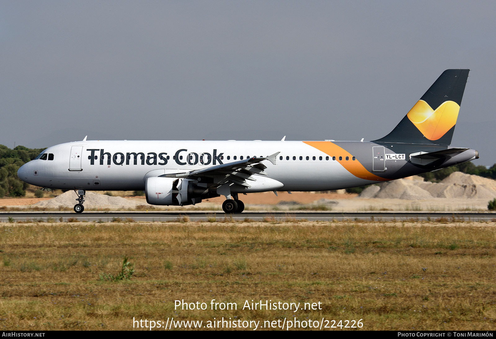 Aircraft Photo of YL-LCT | Airbus A320-214 | Thomas Cook Airlines | AirHistory.net #224226