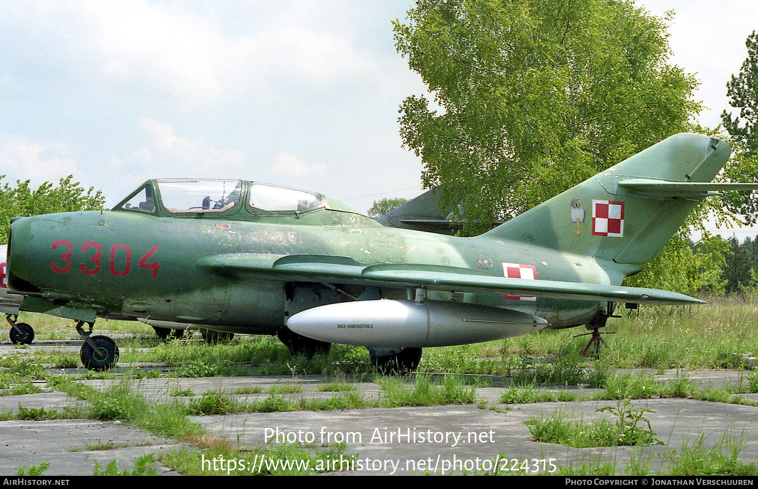 Aircraft Photo of 3304 | Mikoyan-Gurevich MiG-15UTI | Poland - Navy | AirHistory.net #224315