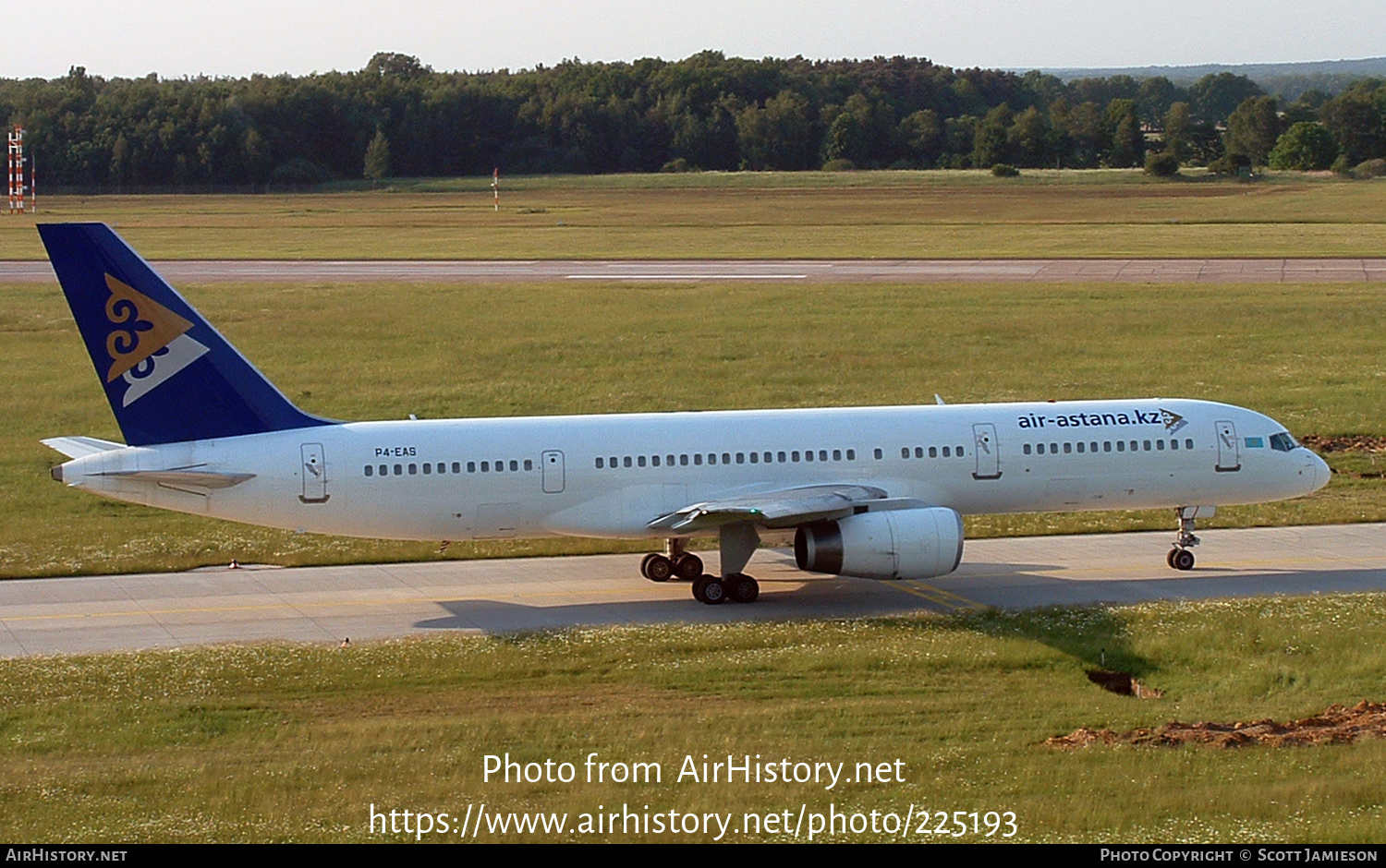 Aircraft Photo of P4-EAS | Boeing 757-2G5 | Air Astana | AirHistory.net #225193