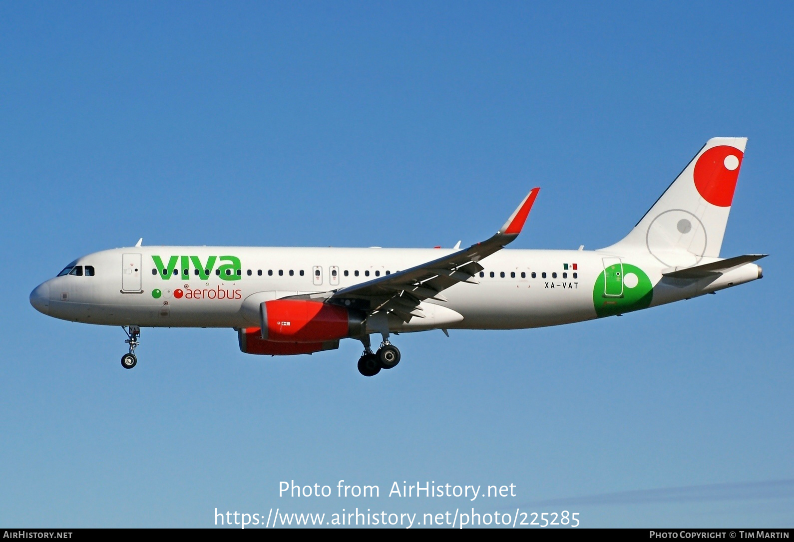 Aircraft Photo of XA-VAT | Airbus A320-232 | Viva Aerobús | AirHistory.net #225285