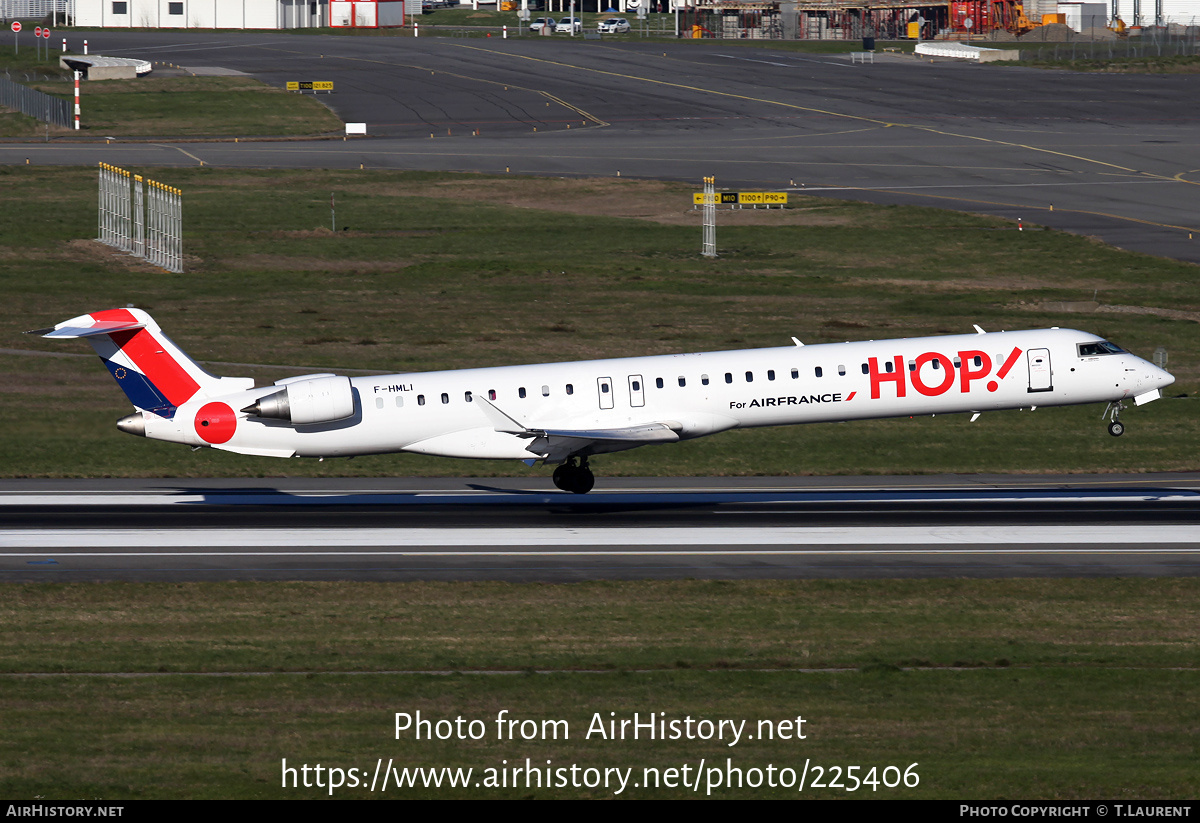 Aircraft Photo of F-HMLI | Bombardier CRJ-1000EL NG (CL-600-2E25) | Hop! | AirHistory.net #225406