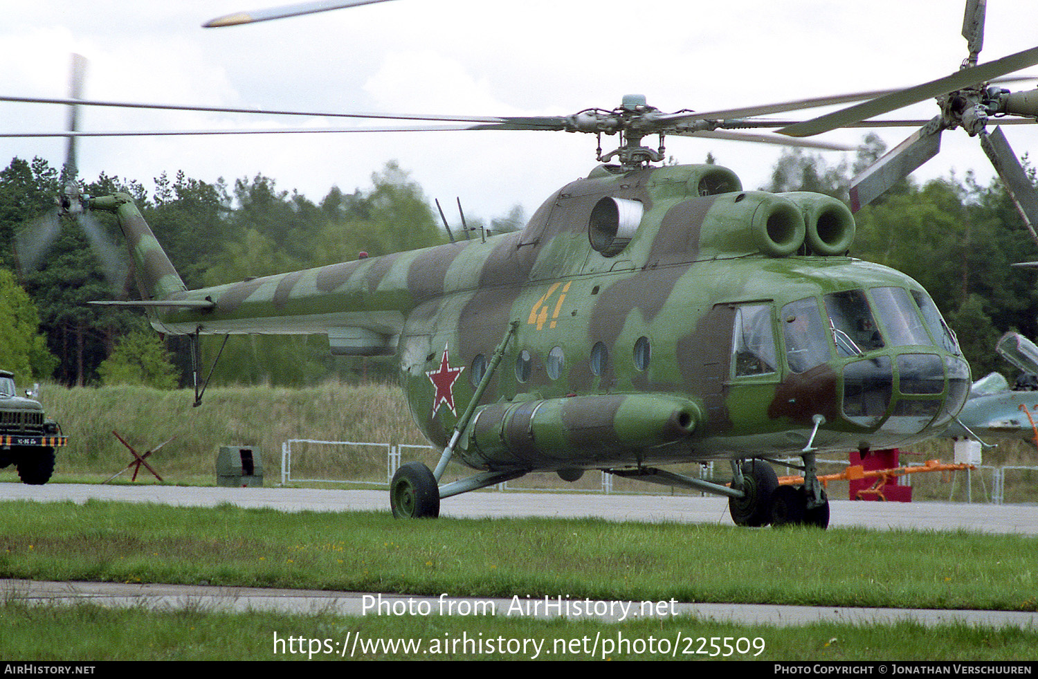 Aircraft Photo of 41 | Mil Mi-8T | Russia - Air Force | AirHistory.net #225509