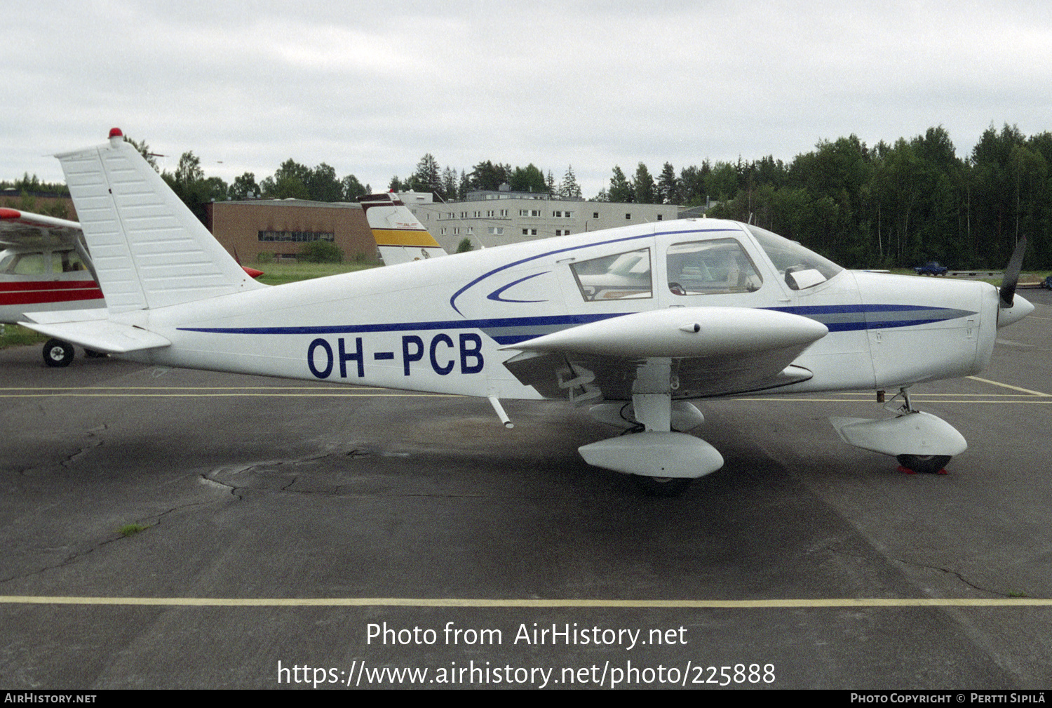 Aircraft Photo of OH-PCB | Piper PA-28-140 Cherokee B | AirHistory.net #225888