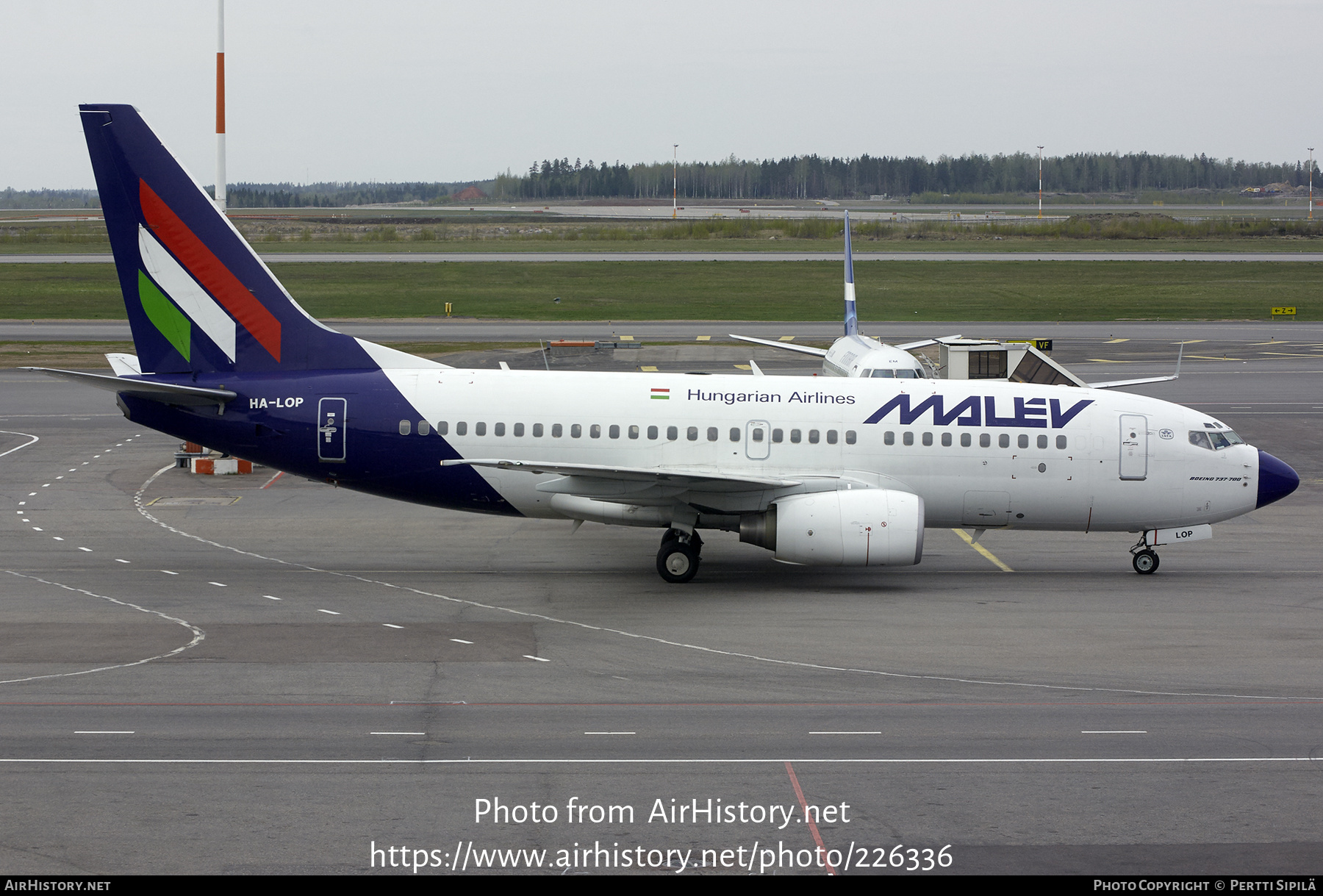 Aircraft Photo of HA-LOP | Boeing 737-7Q8 | Malév - Hungarian Airlines | AirHistory.net #226336