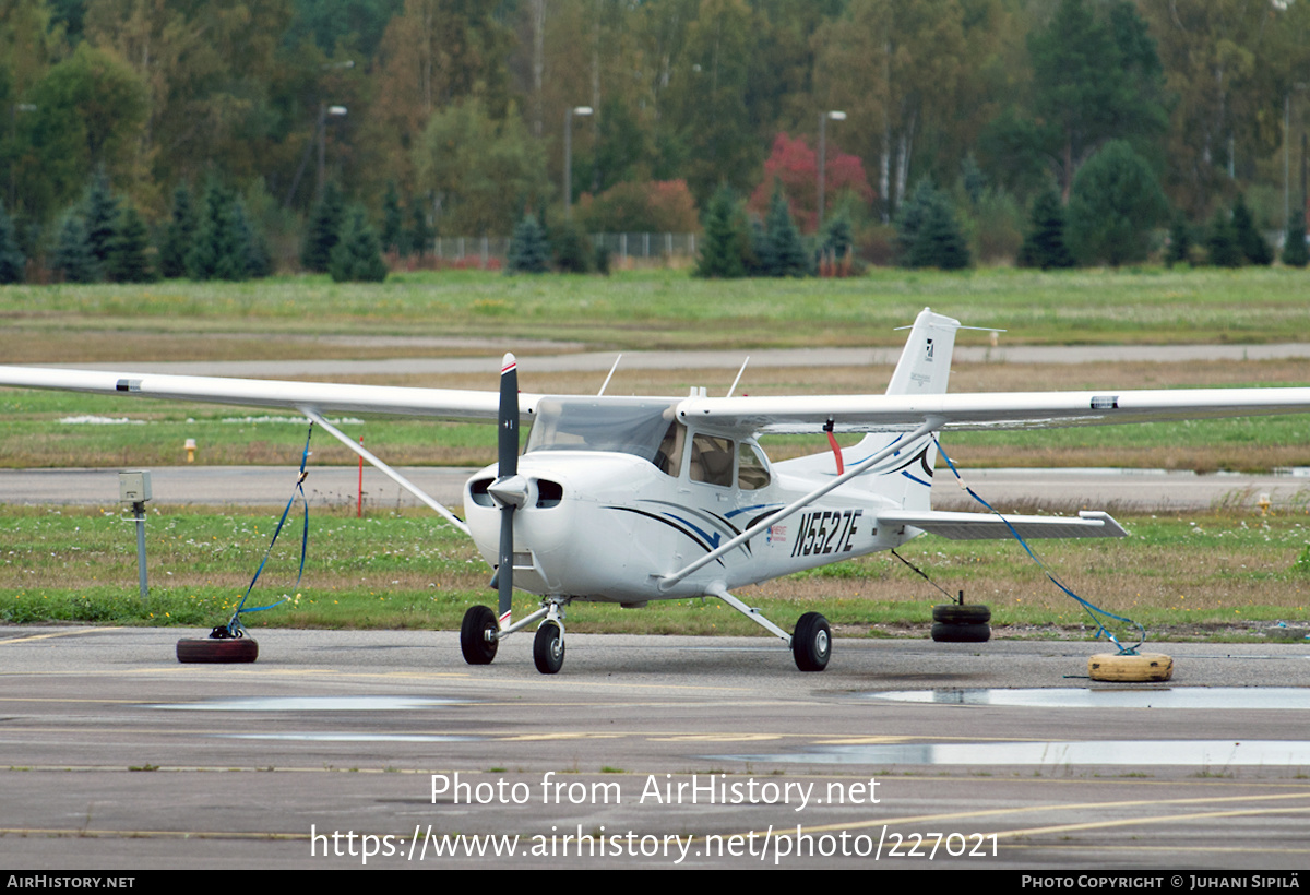 Aircraft Photo of N5527E | Cessna 172S Skyhawk SP II | Universitet Grazhdanskoy Aviatsii | AirHistory.net #227021