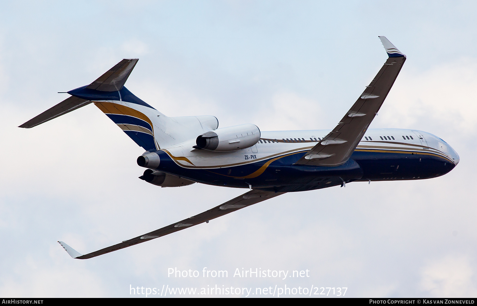 Aircraft Photo of ZS-PVX | Boeing 727-2N6/Adv(RE) Super 27 | AirHistory.net #227137