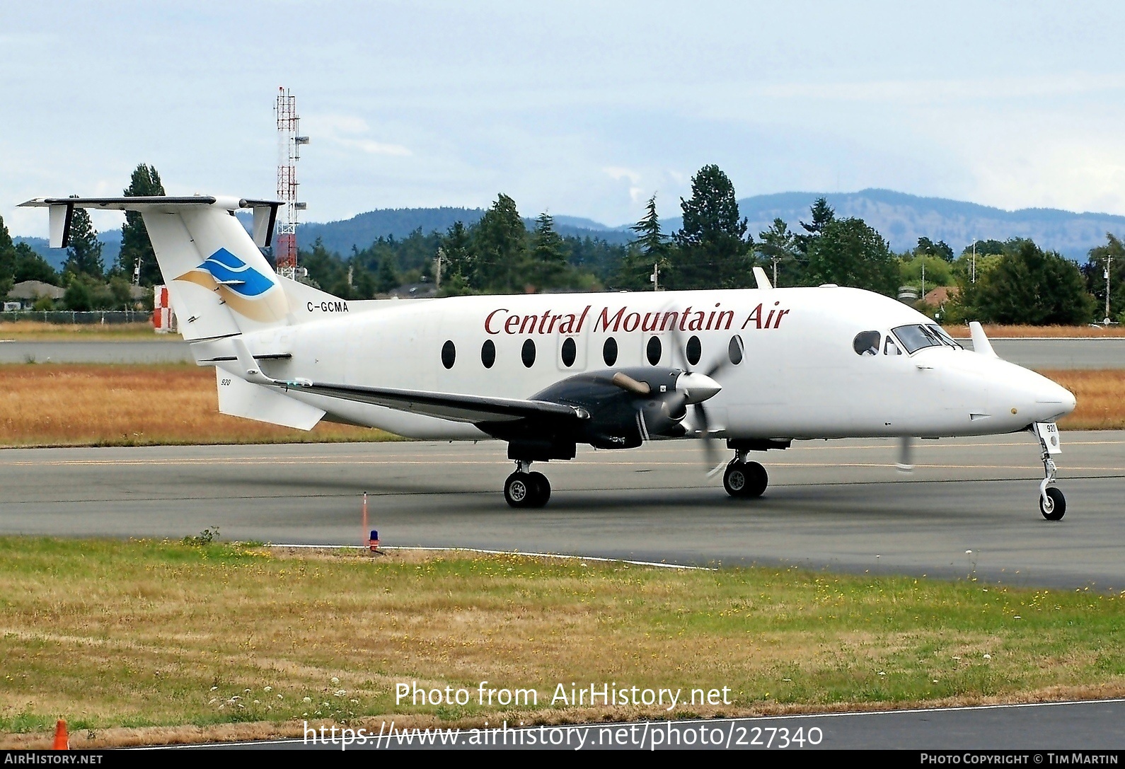 Aircraft Photo of C-GCMA | Raytheon 1900D | Central Mountain Air - CMA | AirHistory.net #227340