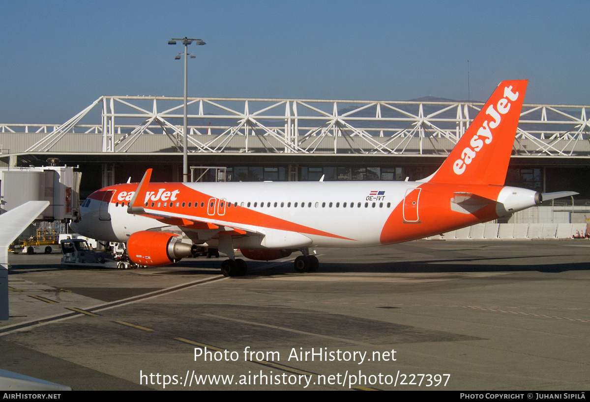 Aircraft Photo of OE-IVT | Airbus A320-214 | EasyJet | AirHistory.net #227397