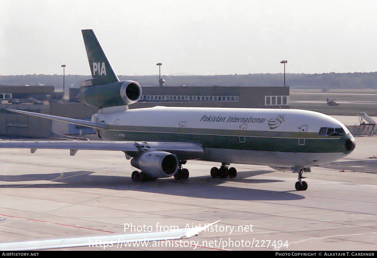 Aircraft Photo of AP-BBL | McDonnell Douglas DC-10-30 | Pakistan International Airlines - PIA | AirHistory.net #227494