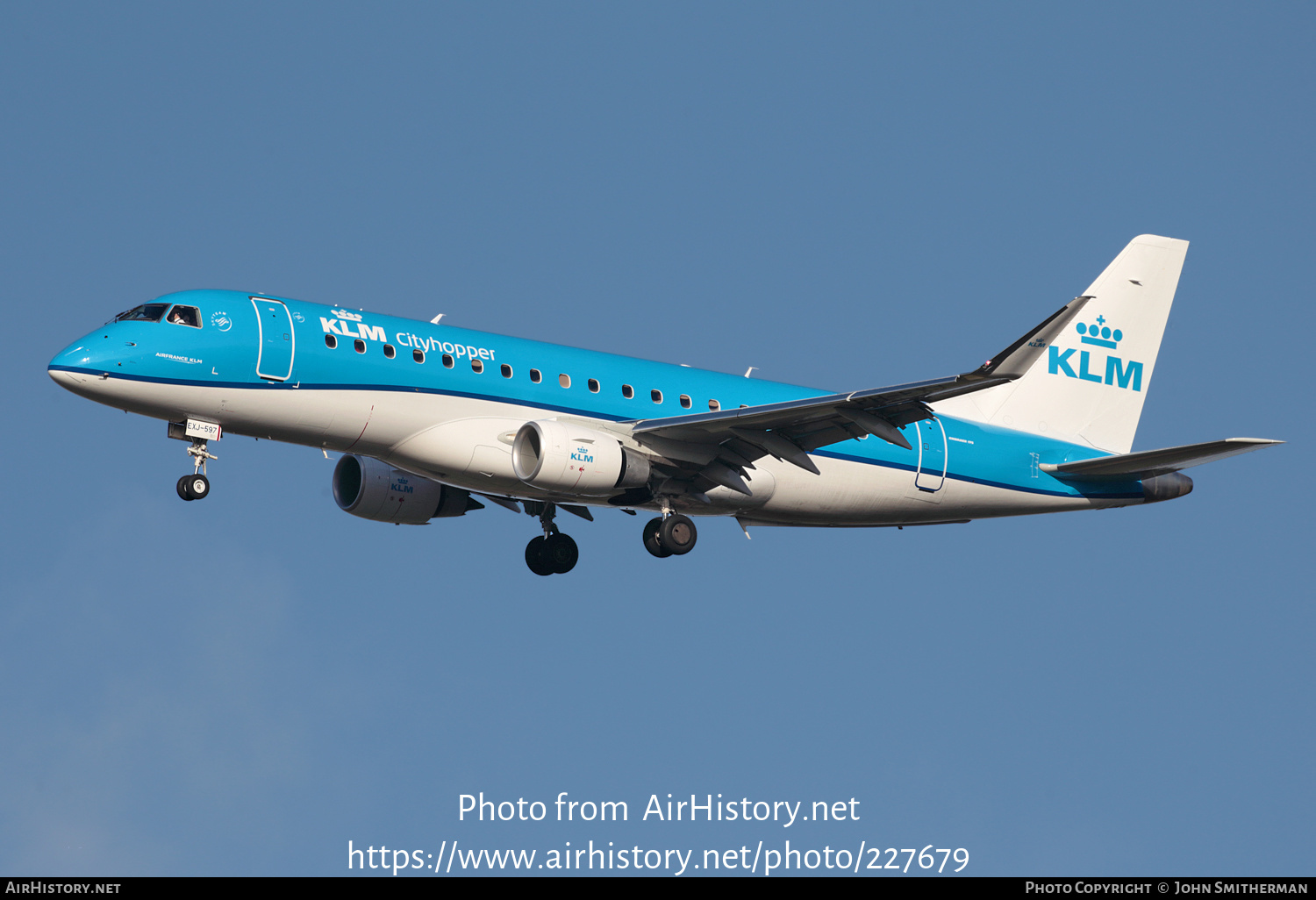 Aircraft Photo of PH-EXJ | Embraer 175STD (ERJ-170-200STD) | KLM Cityhopper | AirHistory.net #227679