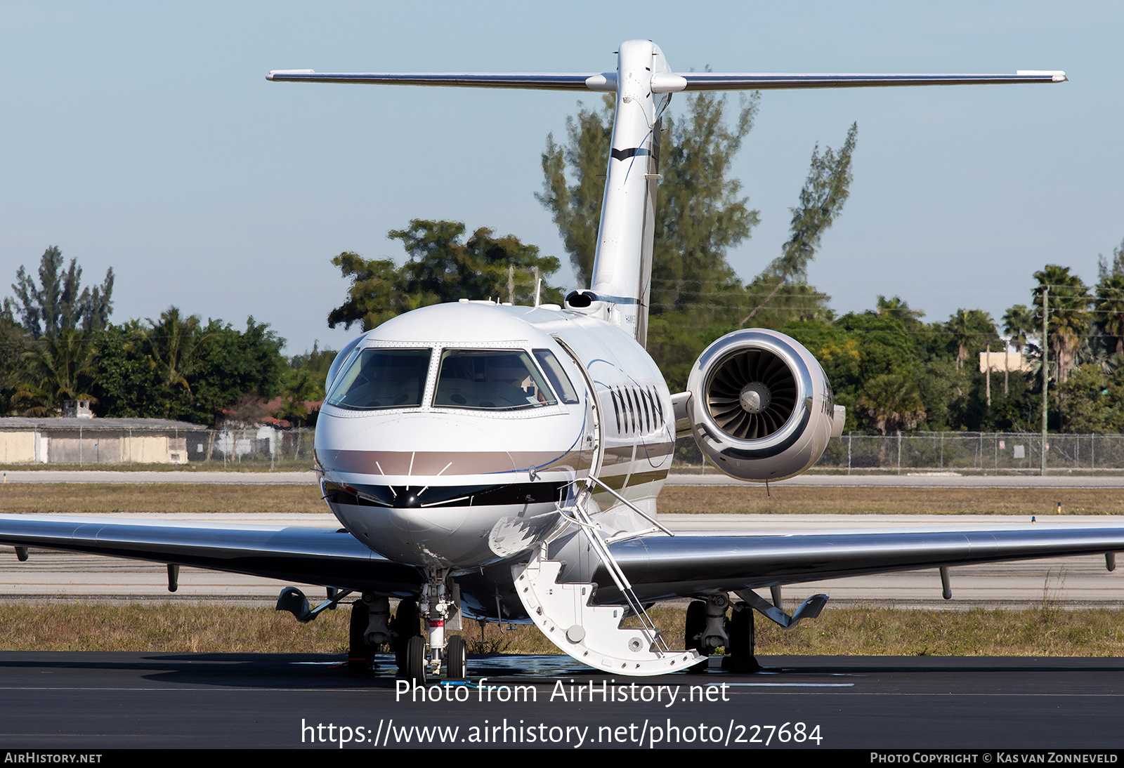 Aircraft Photo of N860AP | Raytheon Hawker 4000 Horizon | AirHistory.net #227684